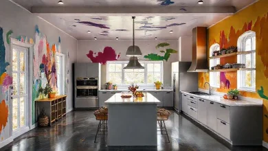 Açık mutfak boya seçimi, renk psikolojisi ve dekorasyon ipuçları. Modern ve ferah bir mutfakta duvar rengi.