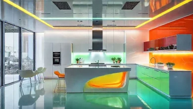 Açık mutfaklarda renk seçimi, tarz uyumu ve modern mutfak dekorasyon fikirleri.