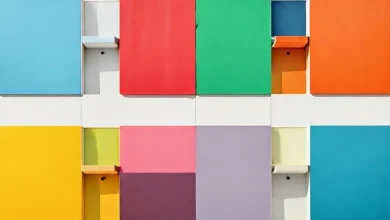 Minimalist evler için modern boya trendleri, sakin renkler ve ferah mekanlar.